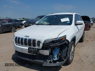 2019 Jeep Cherokee Latitude Plus z VIN 1C4PJLLB9KD232828, wystawiony jako IAAI lot #42373598 z przebiegiem 106 160 mil mil oraz . Historia ofert i sprzedaży dostępna na DreamBid. Obrazek 18.