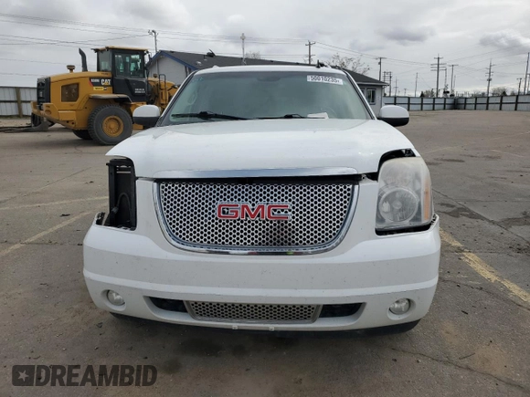 2008 GMC Yukon XL z VIN 1GKFK66858J243561, wystawiony jako Copart lot #50010235 z przebiegiem 152 837 mil mil oraz Szkoda całkowita • Salvage title. Historia ofert i sprzedaży dostępna na DreamBid. Obrazek 5.