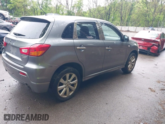 2012 Mitsubishi Outlander SE with VIN JA4AP4AU4CZ010226, listed as a IAAI auction lot 42255267 with 168,000 mi miles and . Bid and sale history available at DreamBid. Image 4.