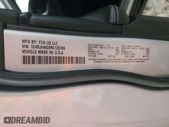 2024 Jeep Grand Cherokee Altitude X with VIN 1C4RJHAG0RC123789, listed as a Copart auction lot 44596615 with 3,125 mi miles and Salvage title. Bid and sale history available at DreamBid. Image 13.