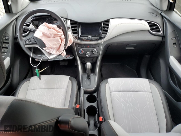2022 Chevrolet Trax LT with VIN KL7CJPSM3NB540129, listed as a Copart auction lot 63597584 with 32,087 mi miles and Salvage title. Bid and sale history available at DreamBid. Image 8.