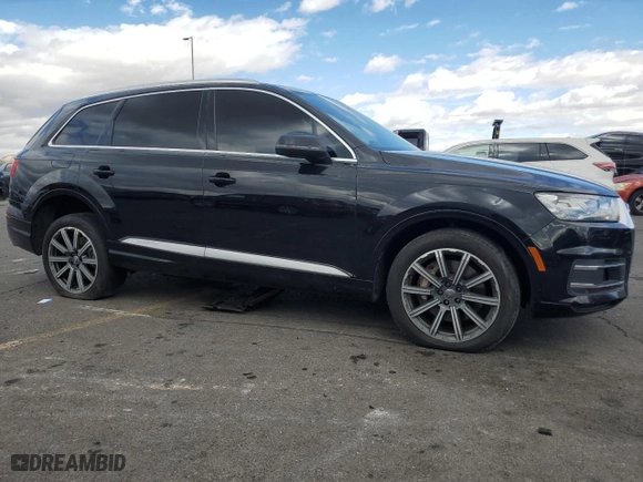 2017 Audi Q7 Premium Plus with VIN WA1LAAF7XHD010649, listed as a Copart auction lot 49070445 with 168,240 mi miles and Clean Title. Bid and sale history available at carsss.com. Image 4.