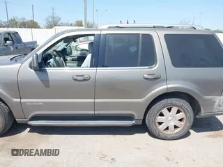 2004 Lincoln Aviator Luxury z VIN 5LMEU68H74ZJ01196, wystawiony jako IAAI lot #41853470 z przebiegiem 102 112 mil mil oraz . Historia ofert i sprzedaży dostępna na DreamBid. Obrazek 14.
