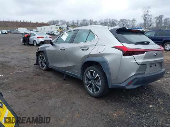 2019 Lexus UX 250h z VIN JTHU9JBH9K2008345, wystawiony jako IAAI lot #42019642 z przebiegiem Nie podano mil oraz . Historia ofert i sprzedaży dostępna na DreamBid. Obrazek 3.