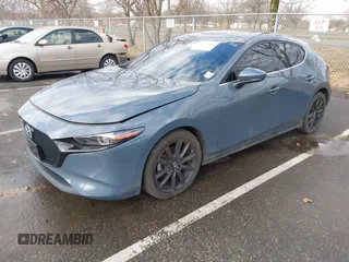 2020 Mazda 3 Premium z VIN JM1BPBNM9L1174949, wystawiony jako IAAI lot #41728868 z przebiegiem 68 968 mil mil oraz . Historia ofert i sprzedaży dostępna na DreamBid. Obrazek 2.