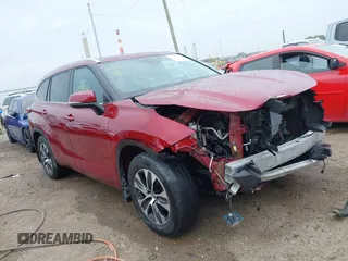 2021 Toyota Highlander XLE with VIN 5TDHZRBH4MS098484, listed as a IAAI auction lot 42504316 with 54,867 mi miles and . Bid and sale history available at DreamBid. Image 1.