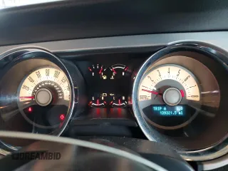 2012 Ford Mustang V6 с VIN 1ZVBP8EM7C5230511, выставлен на аукционе Copart как лот 62422385 с пробегом 139 321 миль миль и Списание • Salvage title. История ставок и продаж доступна на DreamBid. Изображение 9.