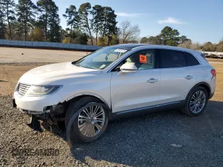2017 Lincoln MKX Reserve with VIN 2LMPJ6LR1HBL15425, listed as a Copart auction lot 86949724 with 185,723 mi miles and Salvage Title. Bid and sale history available at carsss.com. Image 1.