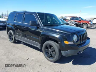 2015 Jeep Patriot Sport z VIN 1C4NJPBA7FD329118, wystawiony jako IAAI lot #41641831 z przebiegiem 159 225 mil mil oraz . Historia ofert i sprzedaży dostępna na DreamBid. Obrazek 1.