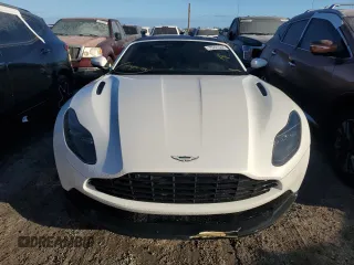 2020 Aston Martin DB11 z VIN SCFRMFCW2LGM09449, wystawiony jako Copart lot #75221044 z przebiegiem Nie podano mil oraz Nie do naprawy. Historia ofert i sprzedaży dostępna na DreamBid. Obrazek 5.