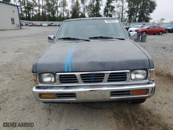 1996 Nissan Trucks 2WD XE with VIN 1N6SD11S9TC365277, listed as a Copart auction lot 70998424 with 199,031 mi miles and Salvage Title. Bid and sale history available at carsss.com. Image 5.