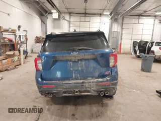 2020 Ford Explorer ST with VIN 1FM5K8GC7LGB63945, listed as a IAAI auction lot 41433085 with Not Provided miles. Bid and sale history available at carsss.com. Image 16.