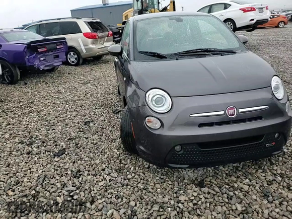 2017 FIAT 500e with VIN 3C3CFFGE0HT600746, listed as a Copart auction lot 55964925 with 30,465 mi miles and Salvage title. Bid and sale history available at DreamBid. Image 13.