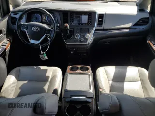 2018 Toyota Sienna XLE Auto Access Seat с VIN 5TDYZ3DC7JS954063, выставлен на аукционе Copart как лот 49421995 с пробегом 112 772 миль миль и Списание • Salvage title. История ставок и продаж доступна на DreamBid. Изображение 8.