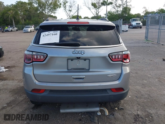 2020 Jeep Compass Altitude z VIN 3C4NJCBB6LT235321, wystawiony jako IAAI lot #42497160 z przebiegiem 25 615 mil mil oraz . Historia ofert i sprzedaży dostępna na DreamBid. Obrazek 17.