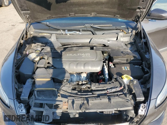 2014 Jeep Cherokee Latitude z VIN 1C4PJMCB5EW147743, wystawiony jako Copart lot #75710774 z przebiegiem 113 870 mil mil oraz Nie do naprawy • Non repairable. Historia ofert i sprzedaży dostępna na DreamBid. Obrazek 12.