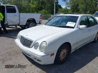 2000 Mercedes-Benz E-Class with VIN WDBJF65JXYB045761, listed as a IAAI auction lot 41952097 with 1 mi miles. Bid and sale history available at carsss.com. Image 12.