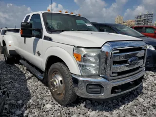 2016 Ford F-350 with VIN 1FT8X3CT6GEA23432, listed as a Copart auction lot 52811585 with 259,326 mi miles and Clean title. Bid and sale history available at DreamBid. Image 4.
