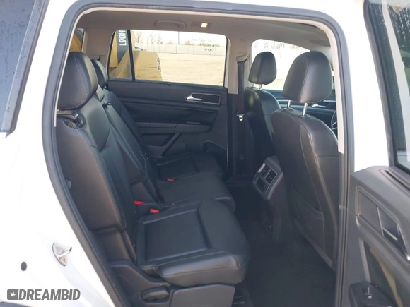 2019 Volkswagen Atlas 3.6L V6 SE w/Technology with VIN 1V2WR2CA9KC532816, listed as a IAAI auction lot 41196226 with 84,686 mi miles. Bid and sale history available at carsss.com. Image 8.