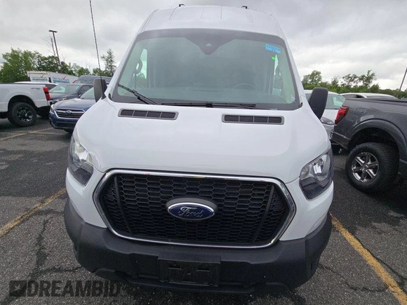 2023 Ford Transit Cargo с VIN 1FTBR2X82PKA60186, выставлен на аукционе IAAI как лот 42573161 с пробегом 47 202 миль миль и . История ставок и продаж доступна на DreamBid. Изображение 23.