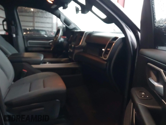 2021 Ram 1500 Big Horn с VIN 1C6SRFBT4MN727666, выставлен на аукционе IAAI как лот 41052455 с пробегом 46 236 миль миль и . История ставок и продаж доступна на DreamBid. Изображение 5.