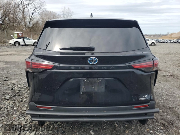 2022 Toyota Sienna LE z VIN 5TDKRKEC0NS109334, wystawiony jako Copart lot #51304205 z przebiegiem 177 758 mil mil oraz Szkoda całkowita • Salvage title. Historia ofert i sprzedaży dostępna na DreamBid. Obrazek 6.