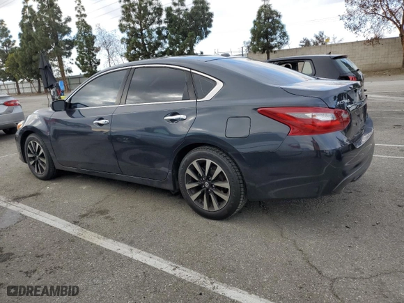 2018 Nissan Altima 2.5 SR with VIN 1N4AL3AP5JC178811, listed as a Copart auction lot 44860325 with 81,390 mi miles and Salvage Title. Bid and sale history available at carsss.com. Image 2.