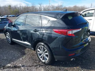 2019 Acura RDX w/Technology Pkg with VIN 5J8TC2H52KL010287, listed as a IAAI auction lot 41621364 with 82,935 mi miles. Bid and sale history available at carsss.com. Image 3.