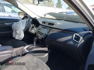 2015 Nissan Rogue SV z VIN KNMAT2MV1FP523167, wystawiony jako IAAI lot #41768477 z przebiegiem 86 078 mil mil oraz . Historia ofert i sprzedaży dostępna na DreamBid. Obrazek 5.