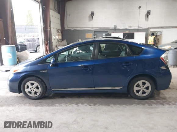 2010 Toyota Prius II with VIN JTDKN3DUXA0197379, listed as a IAAI auction lot 41915351 with 239,945 mi miles. Bid and sale history available at carsss.com. Image 14.