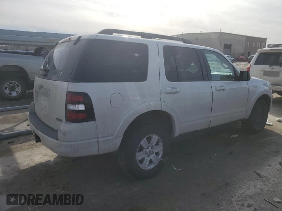 2010 Ford Explorer XLT with VIN 1FMEU7DE3AUA43357, listed as a Copart auction lot 46549195 with 171,887 mi miles and Salvage Title. Bid and sale history available at carsss.com. Image 3.