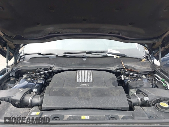 2018 Land Rover Range Rover Autobiography with VIN SALGV2RE6JA500565, listed as a IAAI auction lot 41881409 with 32,559 mi miles and . Bid and sale history available at DreamBid. Image 10.