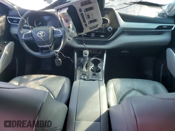 2021 Toyota Highlander Platinum with VIN 5TDFZRBH0MS072987, listed as a Copart auction lot 81722484 with 91,850 mi miles and Salvage title. Bid and sale history available at DreamBid. Image 8.