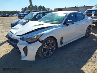 2019 Kia Stinger GT with VIN KNAE35LC8K6050559, listed as a IAAI auction lot 41699927 with 85,944 mi miles. Bid and sale history available at carsss.com. Image 18.