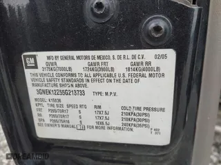 2005 Chevrolet Avalanche Z71 with VIN 3GNEK12Z55G213733, listed as a IAAI auction lot 42008159 with 194,760 mi miles. Bid and sale history available at carsss.com. Image 9.