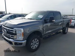 2024 Ford F-250 XL with VIN 1FT7W2BT5RED57884, listed as a IAAI auction lot 42605362 with 37,644 mi miles and . Bid and sale history available at DreamBid. Image 17.