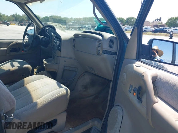 1998 GMC Safari z VIN 1GKDM19W7WB500418, wystawiony jako IAAI lot #42072710 z przebiegiem Nie podano mil oraz . Historia ofert i sprzedaży dostępna na DreamBid. Obrazek 5.
