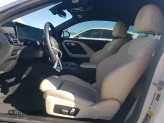 2023 BMW 2 Series 230i with VIN 3MW23CM04P8D07907, listed as a Copart auction lot 87959825 with 32,390 mi miles and Salvage Title. Bid and sale history available at carsss.com. Image 7.