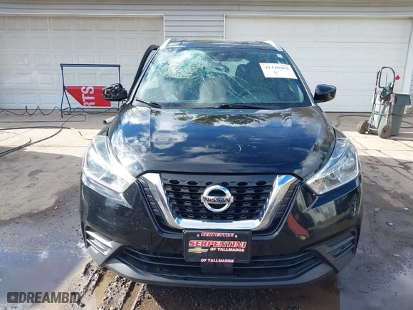 2020 Nissan Kicks SV with VIN 3N1CP5CV5LL496923, listed as a IAAI auction lot 41440962 with 89,782 mi miles. Bid and sale history available at carsss.com. Image 11.