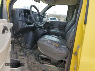 2008 Chevrolet Express Cargo с VIN 1GCFG15X381179884, выставлен на аукционе Copart как лот 45598335 с пробегом 302 445 миль миль и Чистый • Clean title. История ставок и продаж доступна на DreamBid. Изображение 7.