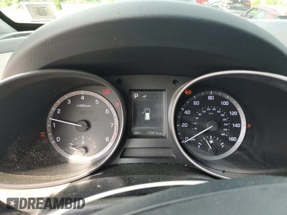 2018 Hyundai Santa Fe 2.4L with VIN 5NMZUDLB9JH073417, listed as a Copart auction lot 61690065 with 170,615 mi miles and Salvage title. Bid and sale history available at DreamBid. Image 9.