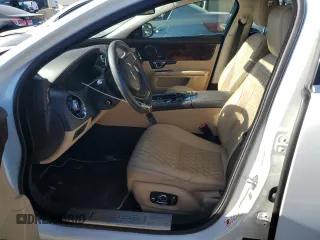 2016 Jaguar XJ Portfolio with VIN SAJWA2G72G8W00103, listed as a Copart auction lot 81347664 with 45,917 mi miles and Salvage title. Bid and sale history available at DreamBid. Image 7.