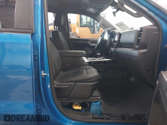 2023 Chevrolet Silverado 1500 LT Trail Boss with VIN 3GCUDFED7PG244061, listed as a IAAI auction lot 41598489 with 15,116 mi miles and . Bid and sale history available at DreamBid. Image 5.