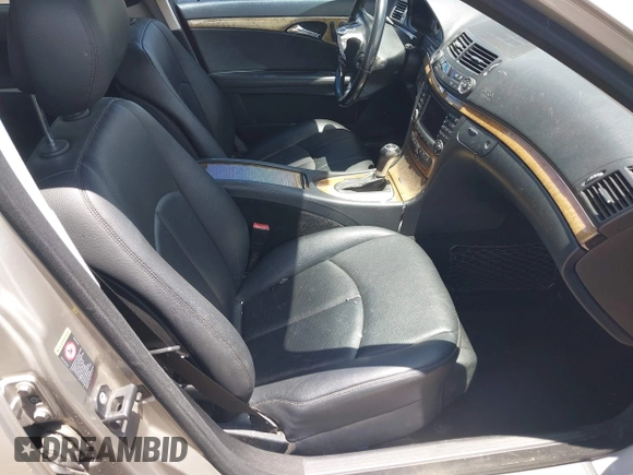 2007 Mercedes-Benz E 350 z VIN WDBUF56X57A995752, wystawiony jako IAAI lot #42249560 z przebiegiem 215 477 mil mil oraz . Historia ofert i sprzedaży dostępna na DreamBid. Obrazek 5.