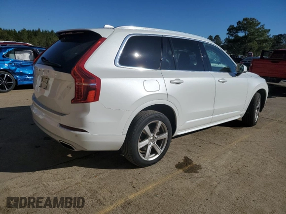 2021 Volvo XC90 Momentum z VIN YV4102CK2M1734892, wystawiony jako Copart lot #87356004 z przebiegiem 47 207 mil mil oraz Szkoda całkowita • Salvage title. Historia ofert i sprzedaży dostępna na DreamBid. Obrazek 3.