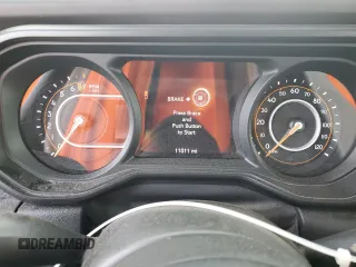 2024 Jeep Gladiator Mojave X z VIN 1C6JJTEG7RL114847, wystawiony jako Copart lot #55635445 z przebiegiem 11 011 mil mil oraz Szkoda całkowita • Salvage title. Historia ofert i sprzedaży dostępna na DreamBid. Obrazek 9.