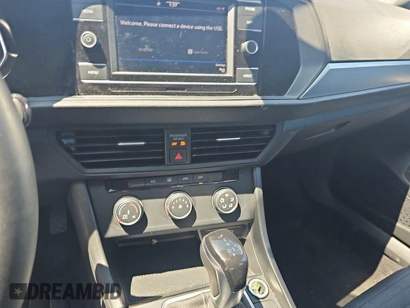 2024 Volkswagen Jetta S with VIN 3VW5M7BU4RM054556, listed as a IAAI auction lot 42852864 with 24,244 mi miles and . Bid and sale history available at DreamBid. Image 15.