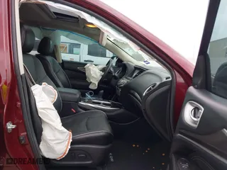 2019 Infiniti QX60 PURE with VIN 5N1DL0MM7KC558351, listed as a IAAI auction lot 41685778 with 100,949 mi miles. Bid and sale history available at carsss.com. Image 5.