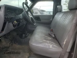 1994 Ford Ranger Splash z VIN 1FTCR10A7RTA86758, wystawiony jako Copart lot #54618164 z przebiegiem 110 169 mil mil oraz Nie do naprawy • Non repairable. Historia ofert i sprzedaży dostępna na DreamBid. Obrazek 7.
