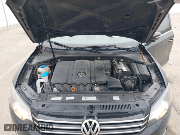 2013 Volkswagen Passat SE w/Sunroof & Nav with VIN 1VWBP7A30DC123501, listed as a IAAI auction lot 41562201 with 170,862 mi miles. Bid and sale history available at carsss.com. Image 10.